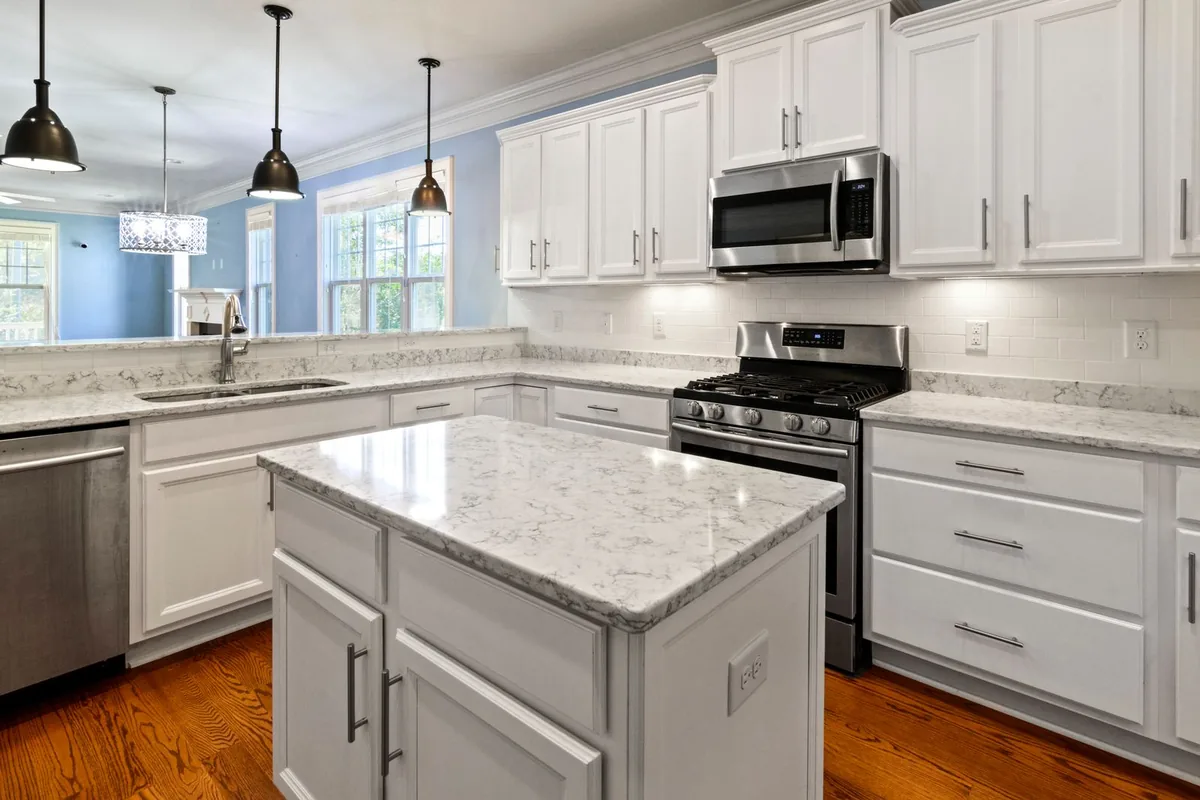Filth & Squalor Cleanup in Chicopee, MA